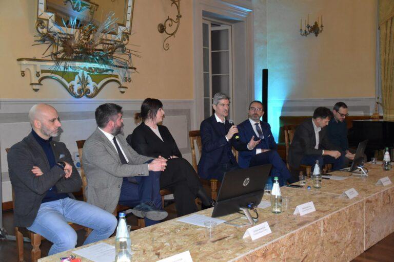 Citta’ di Castello: grande partecipazione al Circolo degli Illuminati per la presentazione ufficiale della Comunità Energetica EOS