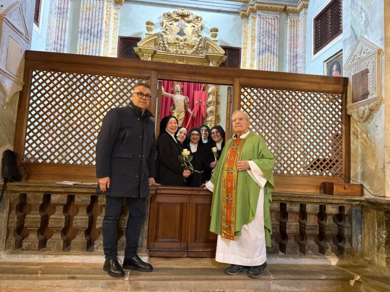 Montone saluta le Clarisse in partenza per il Libano