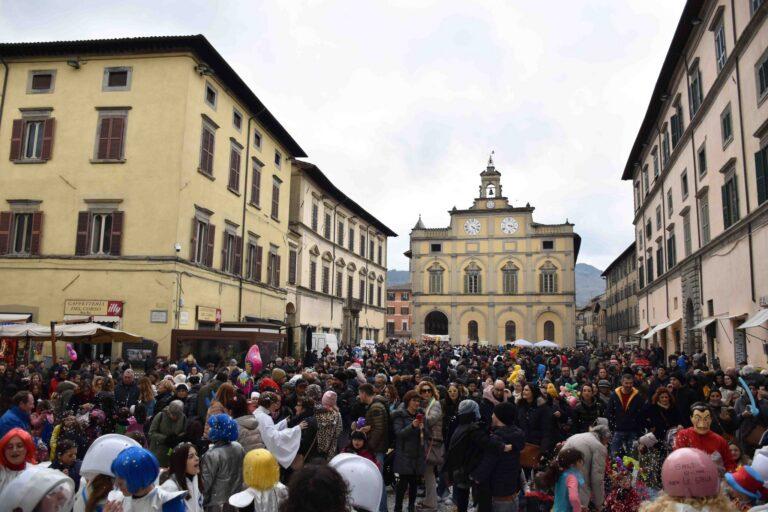 Carnevale in piazza a Città di Castello: festa domenica 15 febbraio dalle ore 15 in Piazza Matteotti