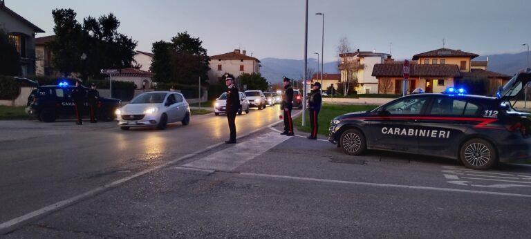 Maxi controlli dei Carabinieri nell’Alta Valle del Tevere: raffica di sanzioni e patenti ritirate tra Città di Castello, San Giustino e Citerna