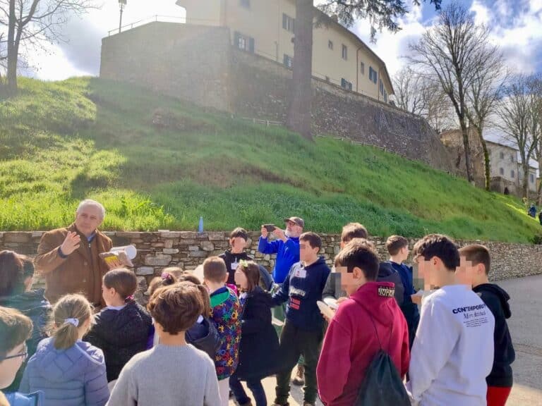 Un albero per il futuro: gli studenti protagonisti a Monterchi