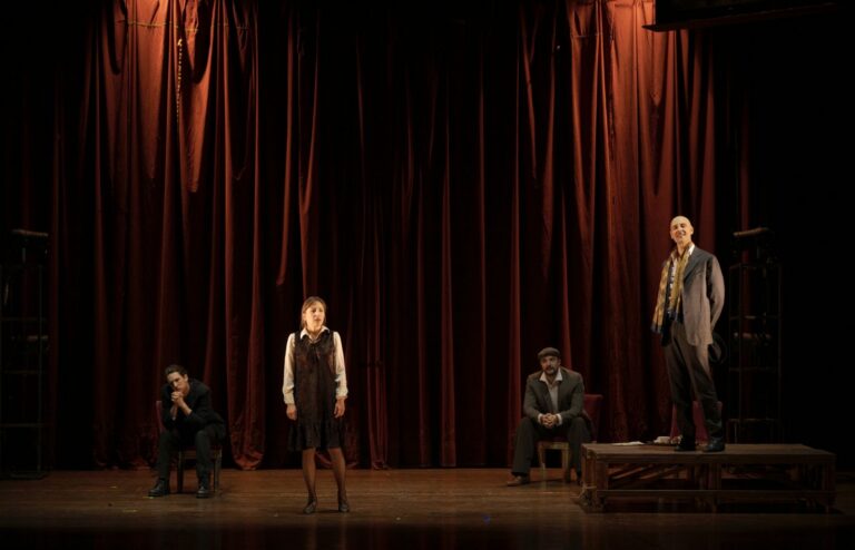 Successo al Teatro degli Illuminati per “Mephisto”: applausi e pubblico delle grandi occasioni