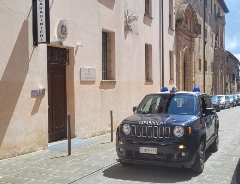 Perugia, perseguita una studentessa: 56enne arrestato per stalking