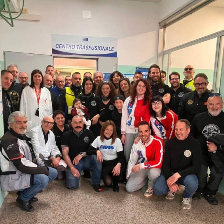 Motodonazione a Sansepolcro: solidarietà su due ruote con Avis e Le Frecce del Borgo