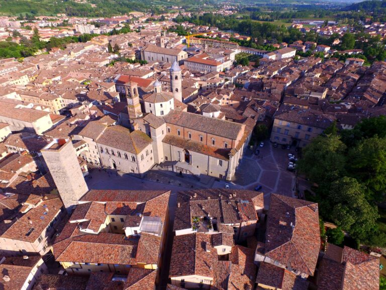 “La Città Raccontata”: sabato 11 aprile visita guidata al Rione Prato