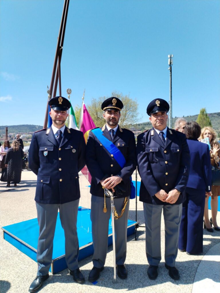 Riconoscimenti alla Polizia di Stato, il plauso del sindaco Secondi a Dalla Costa e Cerbella