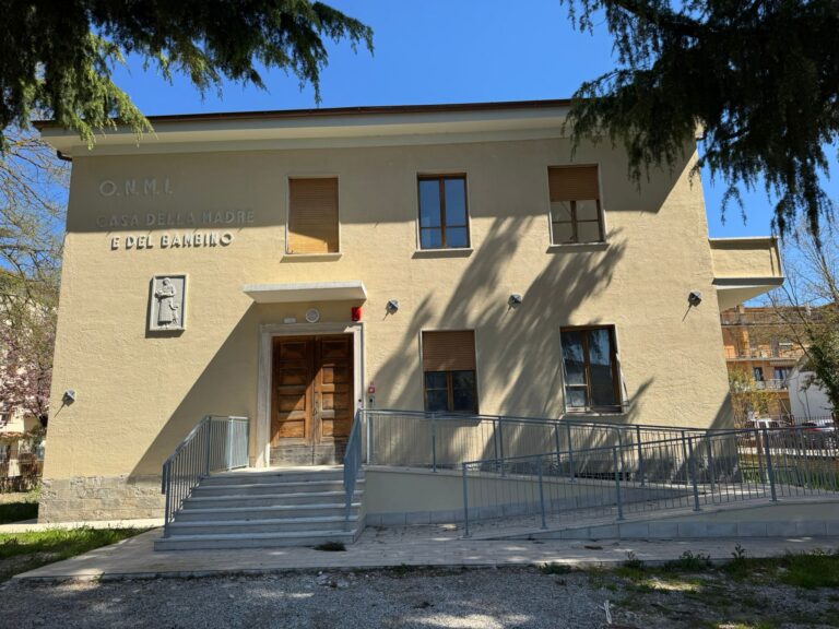 Città di Castello, 168mila euro per i nuovi asili nido: arredi innovativi per Franchetti e Fiocco di Neve