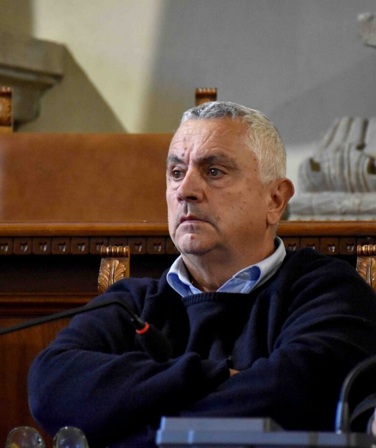 Cestini in centro storico, Mariangeli risponde: “Nessun costo aggiuntivo per la sostituzione”