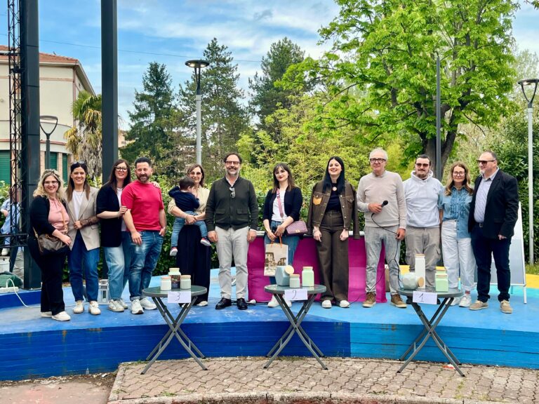 Vetrine di Pasqua: premiate le eccellenze del commercio umbertidese
