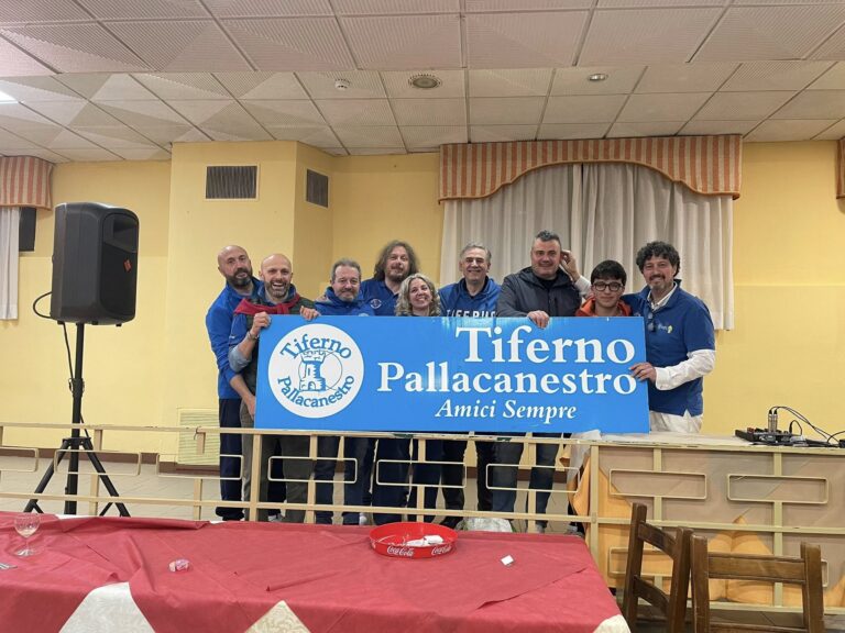 Tiferno Pallacanestro, festa di fine stagione in casa biancorossa: “Bravi” la parola simbolo della serata