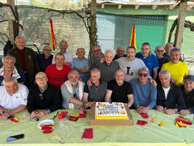 Ex A.C. Prato di nuovo insieme dopo 50 anni: festa al Lido Tevere e targa a “Girellone” Guerrucci
