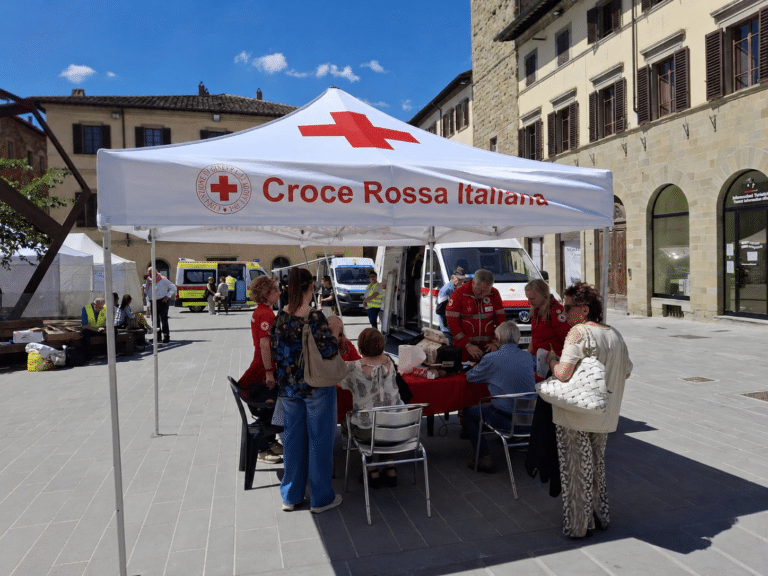 “Medici in Piazza”, Sansepolcro risponde presente: oltre 320 prestazioni gratuite nel cuore della città