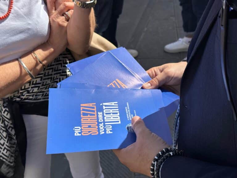 Sicurezza, Fratelli d’Italia in piazza con il sottosegretario Prisco