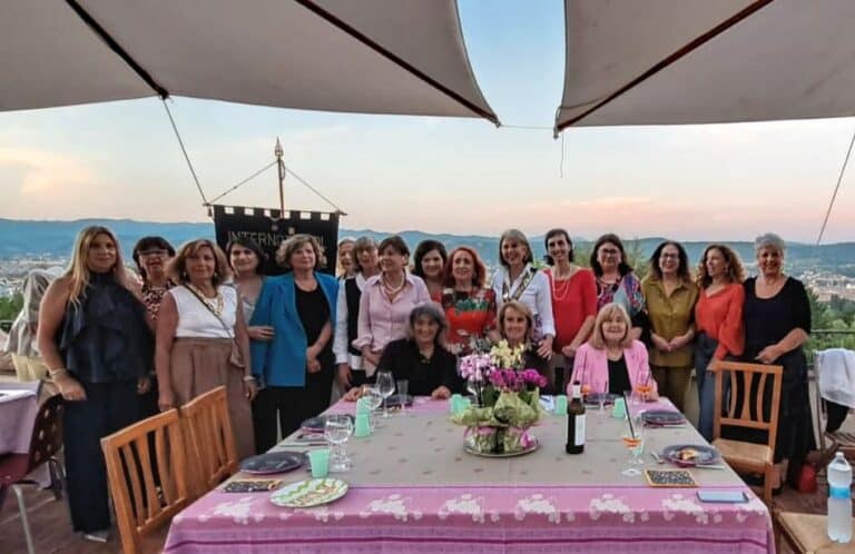 Inner Wheel Città di Castello: cena di fine anno e riconferma di Maria Cristina Fabbri Goracci alla presidenza