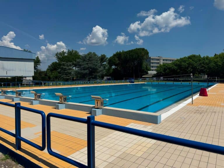 Piscina comunale di Città di Castello: riapre sabato 28 giugno, domani presentazione stagione estiva
