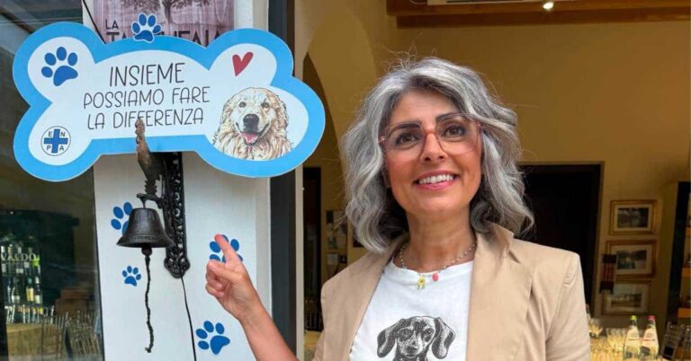 A 50 anni rinuncia ai regali per aiutare il canile di Lerchi: il gesto di Elisa Ioni conquista tutti