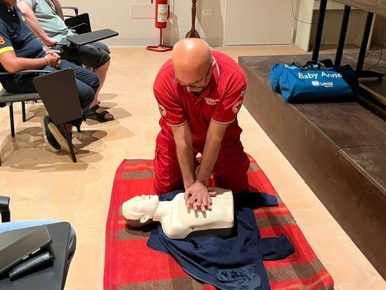 Umbertide Cardioprotetta, al via i corsi per imparare a usare i defibrillatori