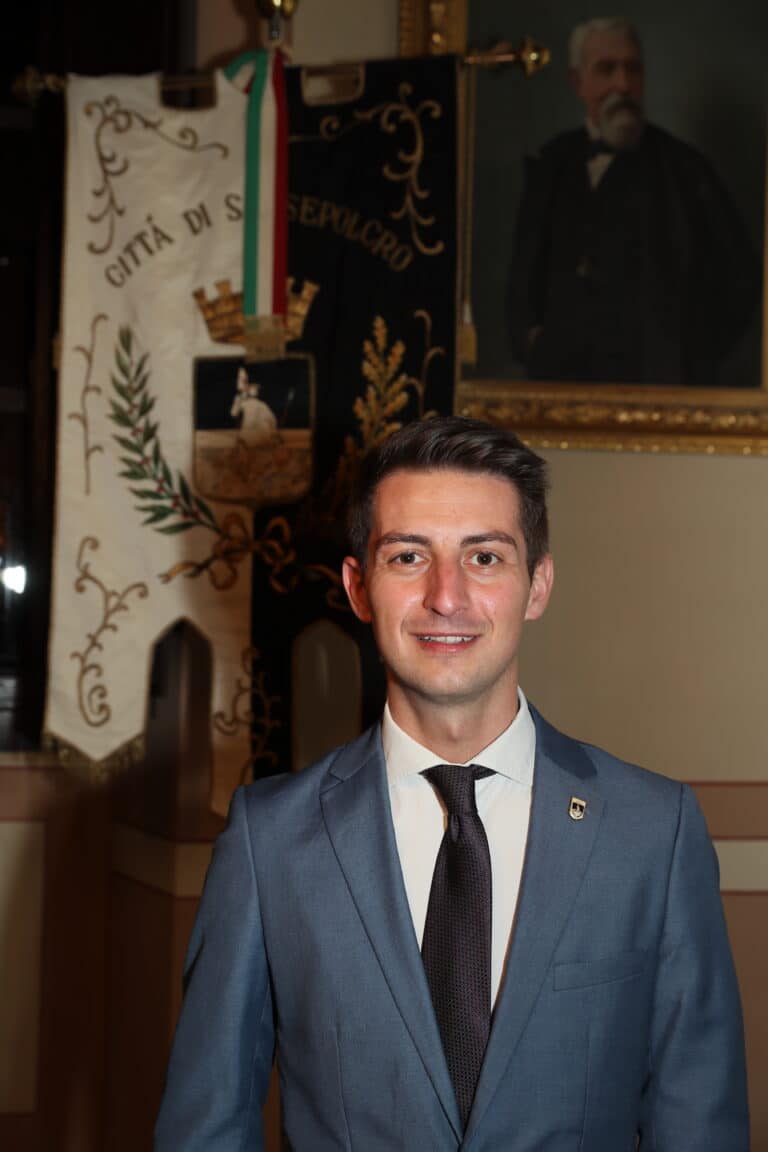 Sansepolcro, dimissioni dall’incarico per l’assessore Alessandro Rivi: il ringraziamento dell’Amministrazione comunale